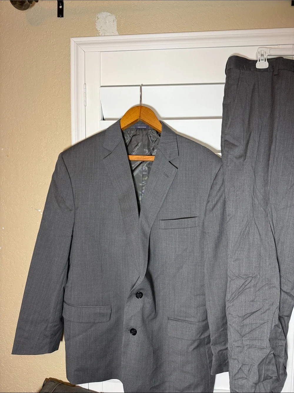 Stafford Men's 3 Piece Gray Suit Jacket Size 50R 40x27 Dress Pants